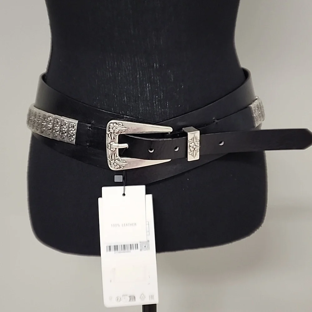 Zara inch wide